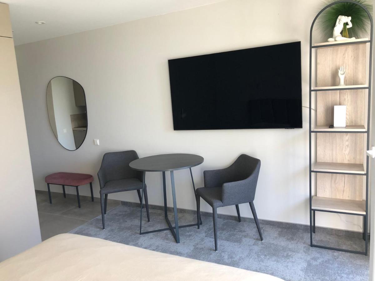 Studio Modern Sventoji Ngoại thất bức ảnh
