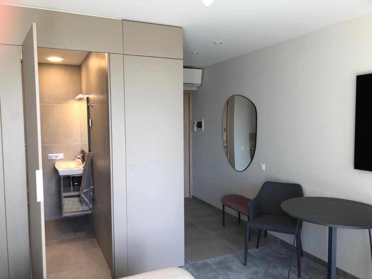 Studio Modern Sventoji Ngoại thất bức ảnh